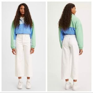 Levi’s Ribcage Wide Leg Crop